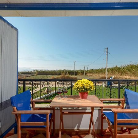 ميكري فيغلا Gaitani Apartments Plaka Naxos المظهر الخارجي الصورة