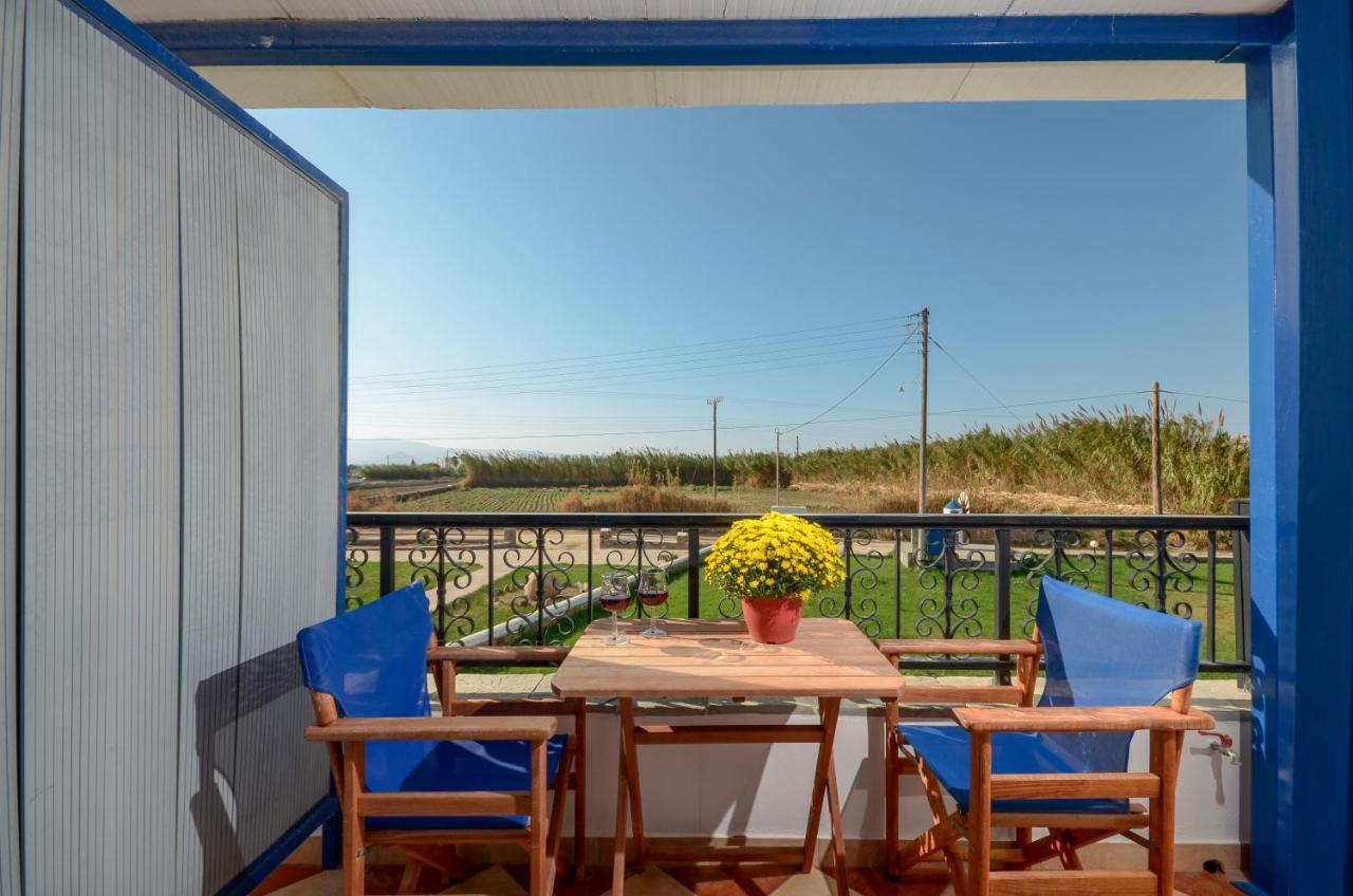 ميكري فيغلا Gaitani Apartments Plaka Naxos المظهر الخارجي الصورة