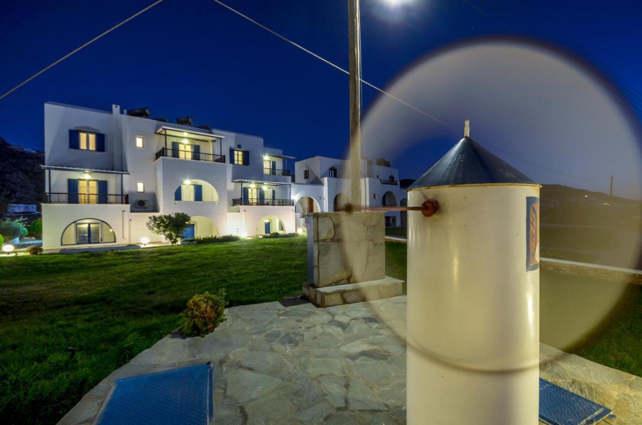 ميكري فيغلا Gaitani Apartments Plaka Naxos المظهر الخارجي الصورة