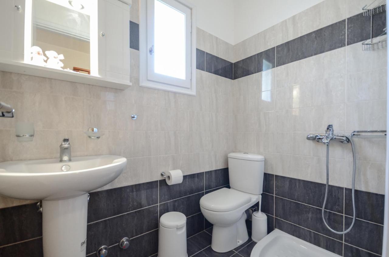 ميكري فيغلا Gaitani Apartments Plaka Naxos المظهر الخارجي الصورة