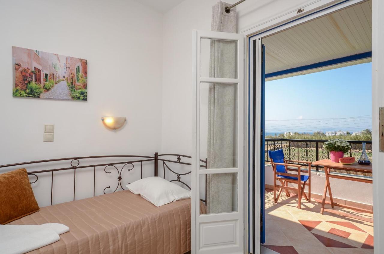 ميكري فيغلا Gaitani Apartments Plaka Naxos المظهر الخارجي الصورة