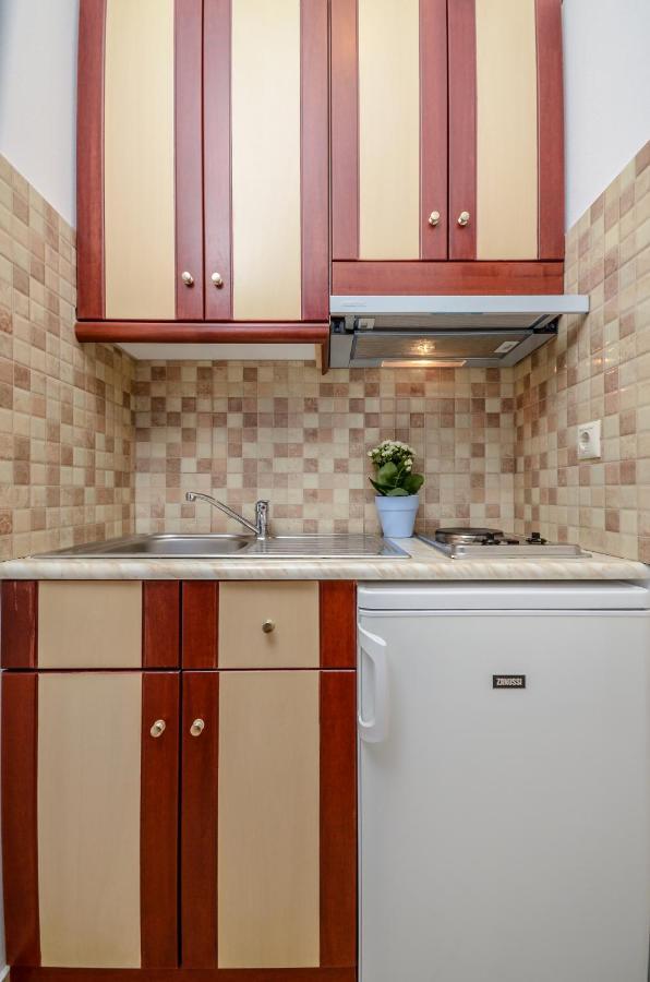 ميكري فيغلا Gaitani Apartments Plaka Naxos المظهر الخارجي الصورة