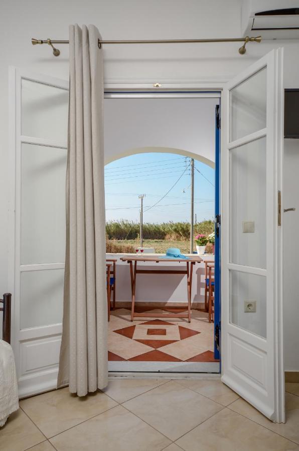 ميكري فيغلا Gaitani Apartments Plaka Naxos المظهر الخارجي الصورة