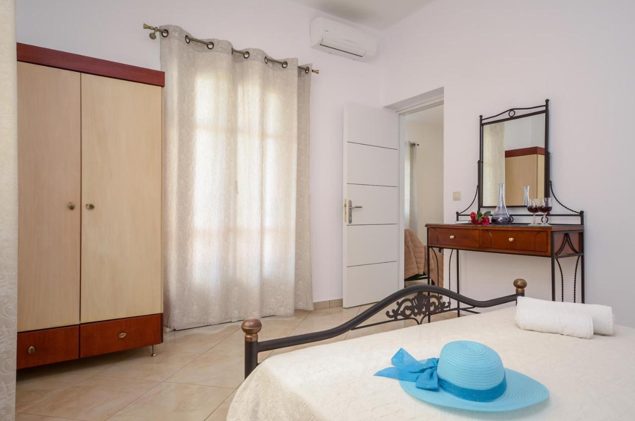 ميكري فيغلا Gaitani Apartments Plaka Naxos المظهر الخارجي الصورة