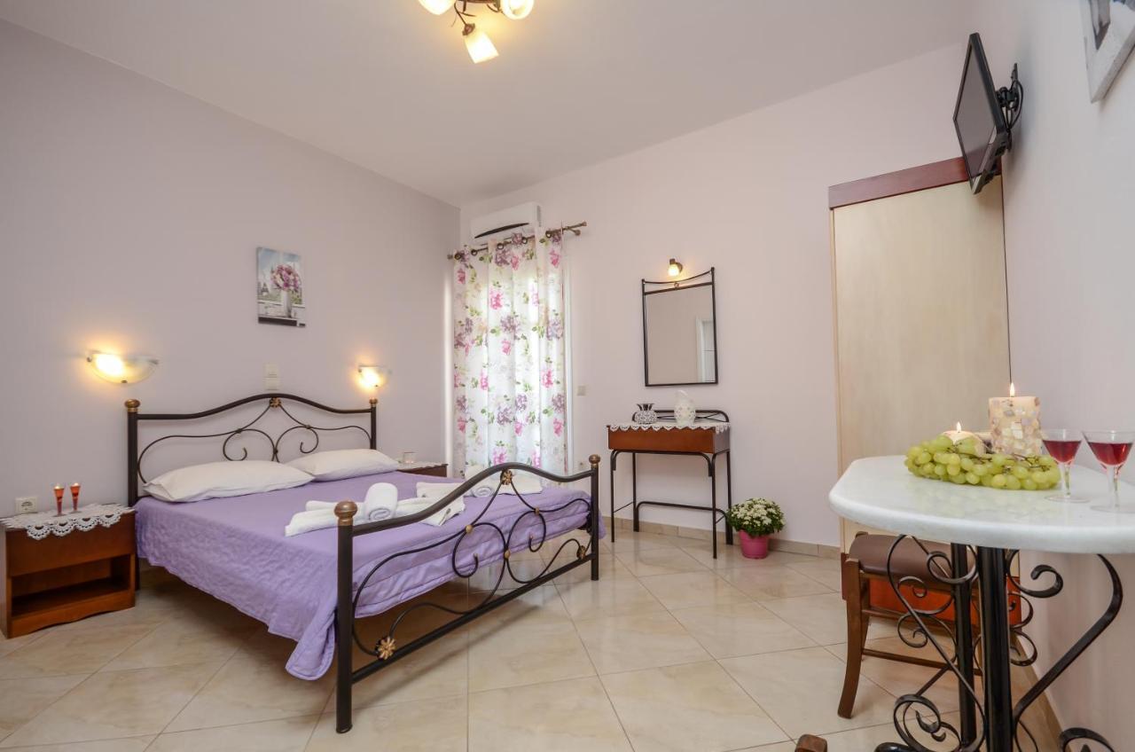 ميكري فيغلا Gaitani Apartments Plaka Naxos المظهر الخارجي الصورة