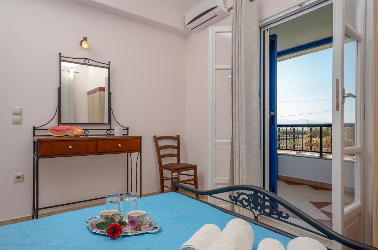 ميكري فيغلا Gaitani Apartments Plaka Naxos المظهر الخارجي الصورة
