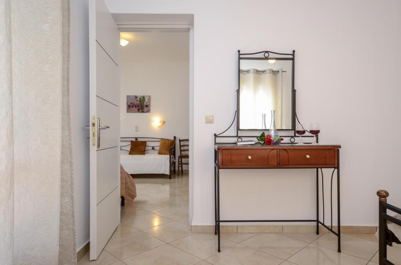 ميكري فيغلا Gaitani Apartments Plaka Naxos المظهر الخارجي الصورة